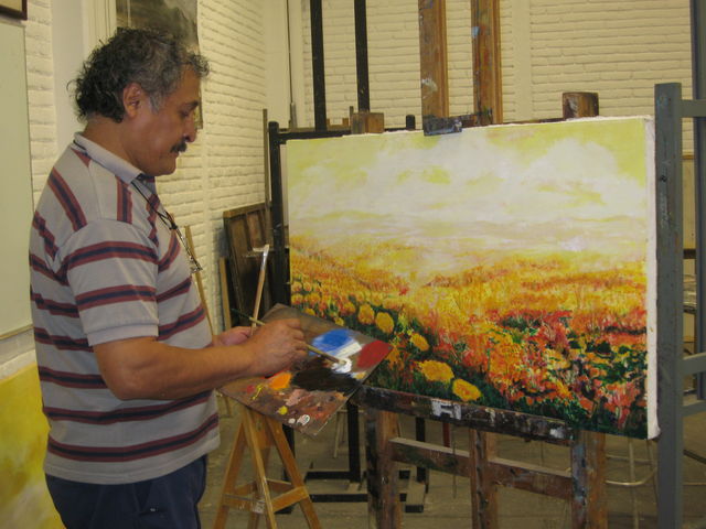 Marcos pintando